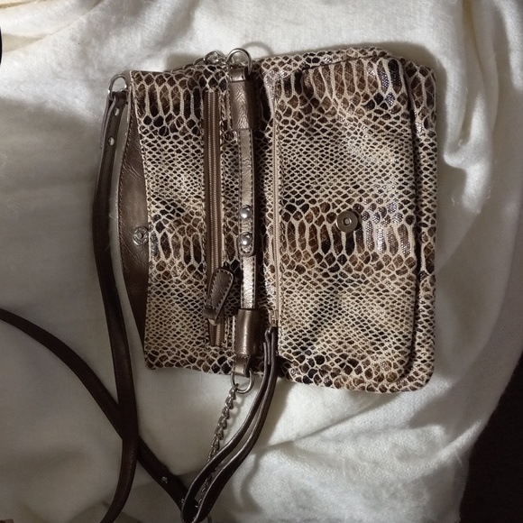 NINE WEST Crossbody Bag Purse Clutch Animal Print Snap Zip Comparts. Logo Lined - Picture 3 of 8